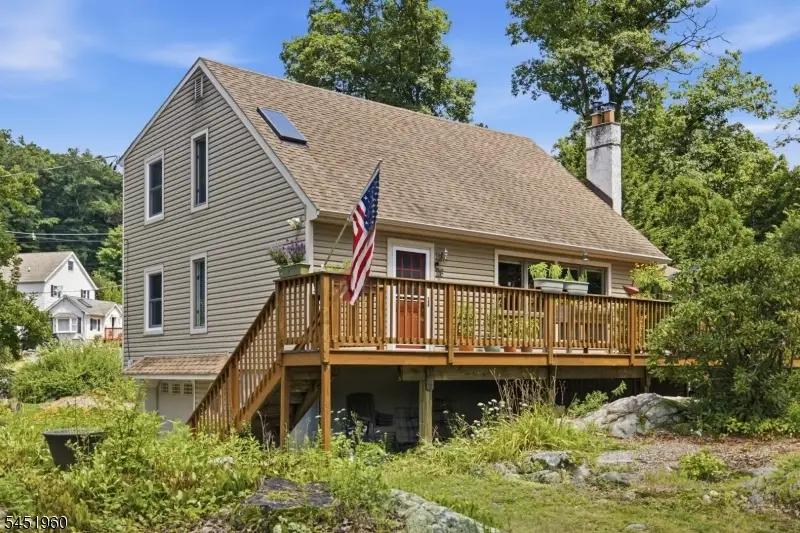 26 Lake Shore Rd W, Hardyston, NJ 07460 - #2