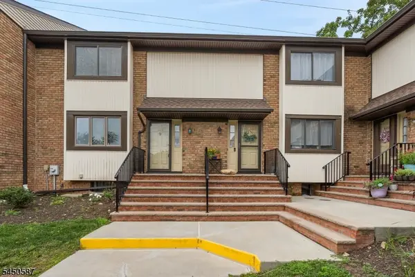 624 Robin Rd, Hillsborough Twp., NJ 08844