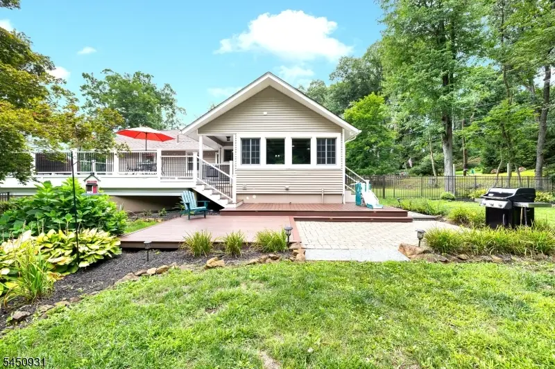 248 Johnston Dr, Watchung, NJ 07069 - #3