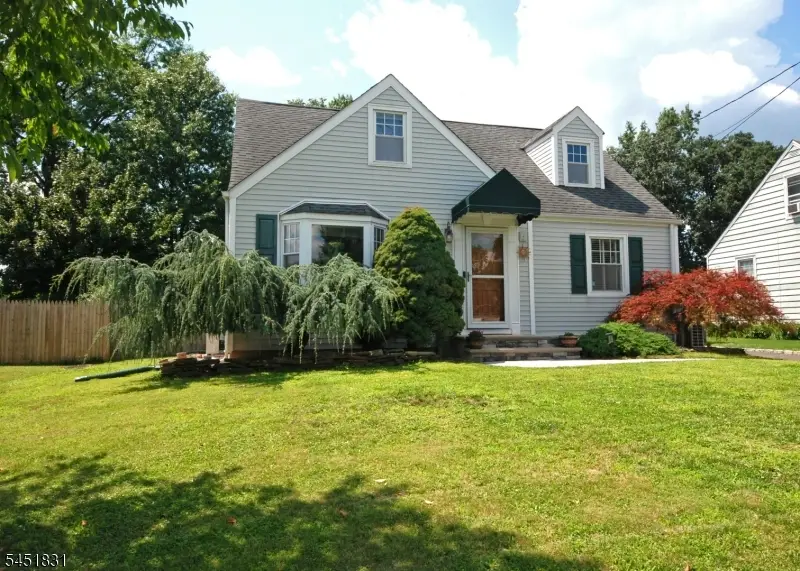 131 Weiss Ter, Raritan, NJ 08869 - #2