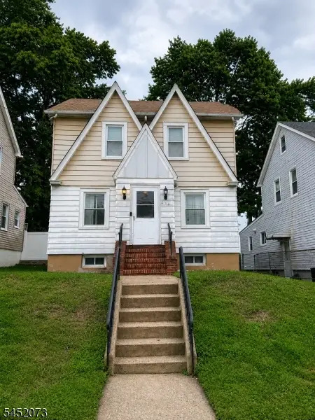 239 8th Ave #1, Paterson City, NJ 07514