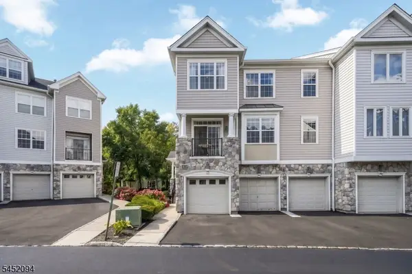 158 George Russell Way, Clifton City, NJ 07013