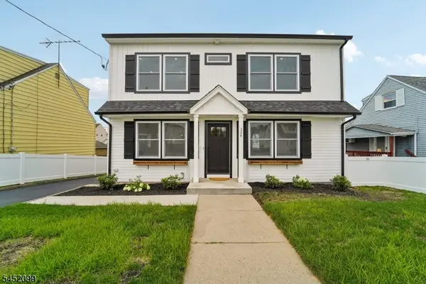 324 Thomas Ave, Lyndhurst Twp., NJ 07071