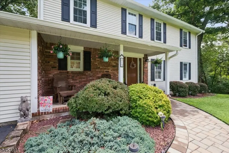 19 Mohawk Ave, Hopatcong, NJ 07843 - #3