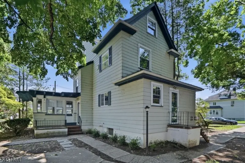 301 3rd St, Clifton, NJ 07011 - #3