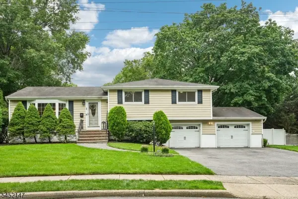 24 Lawrence Rd, Wayne Twp., NJ 07470