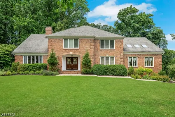 64 Nicole Dr, Denville Twp., NJ 07834