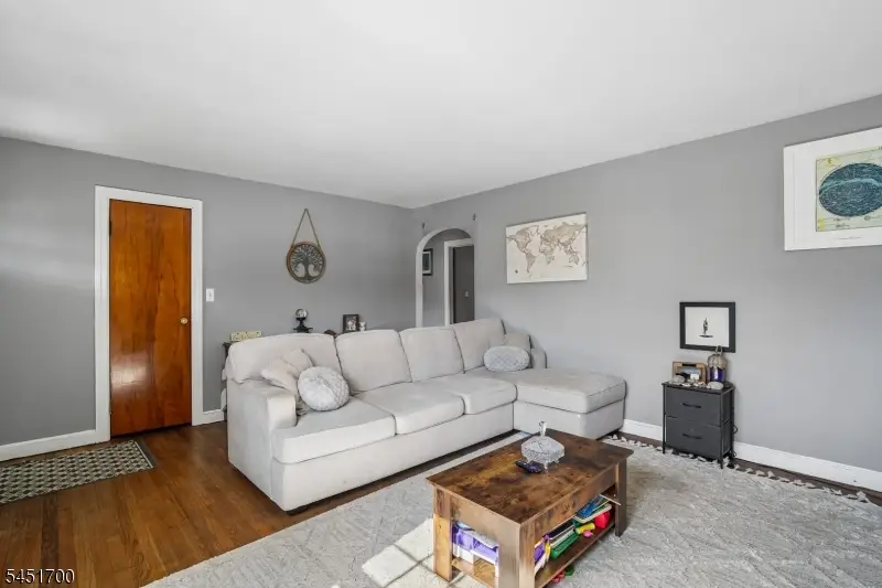 20 S 18th St, Kenilworth, NJ 07033 - #3