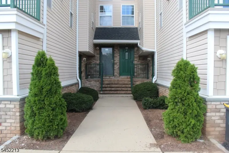 202 Rip Van Dam Ct, Belle Mead, NJ 08502 - #2