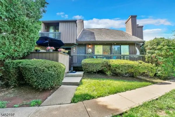 183 Kingsberry Dr, Franklin Twp., NJ 08873