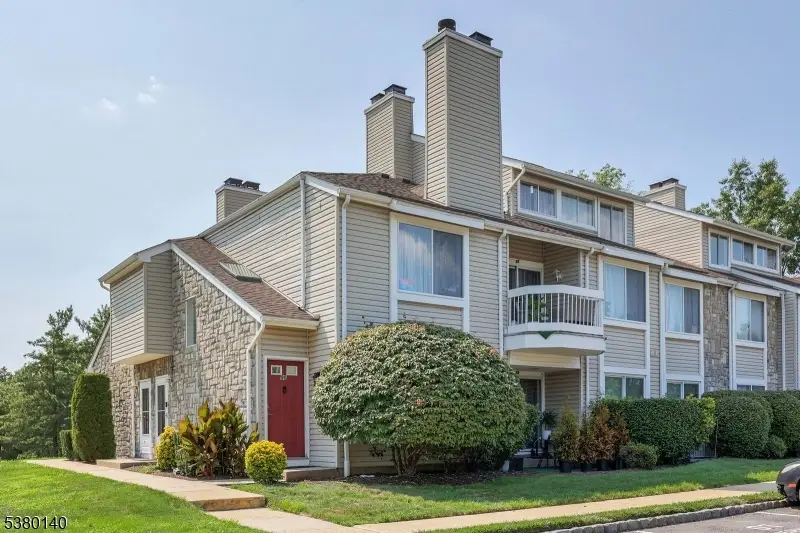 90 Farnham Sq #290, Parlin, NJ 08859 - #1