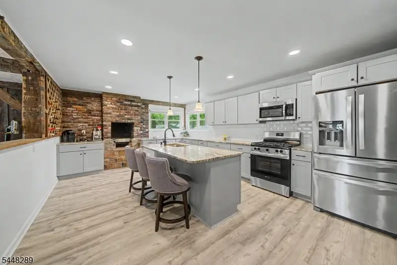 621 5th St, Belvidere, NJ 07823 - #2