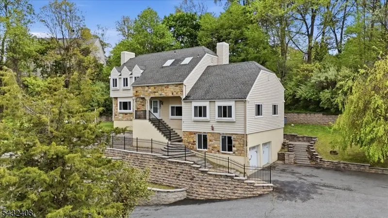 112 Knob Hill Rd, Washington, NJ 07853 - #2