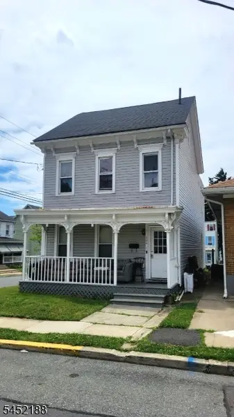 394 Lincoln St, Phillipsburg Town, NJ 08865