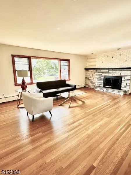 760 Coolidge Ave, Woodbridge, NJ 07095 - #1