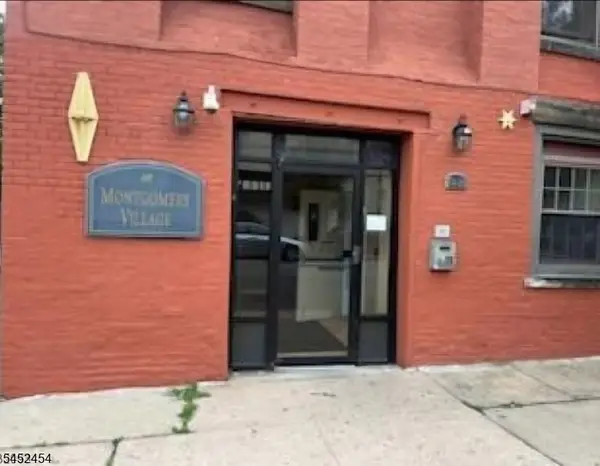 79-93 Montgomery St 4f, Paterson City, NJ 07501