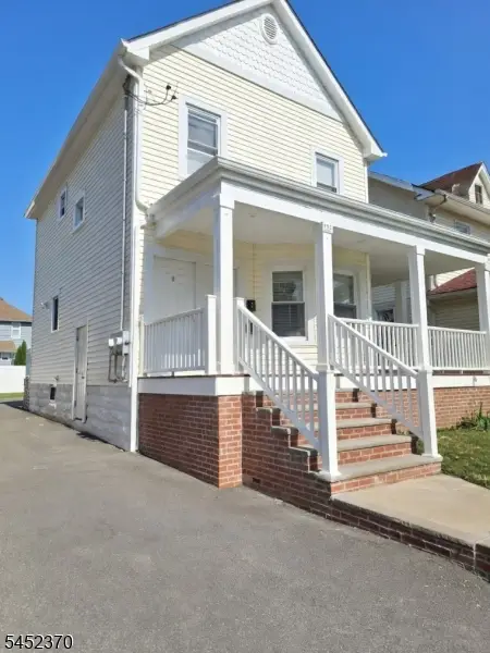125 Dalton St, Roselle Park, NJ 07204 - #1
