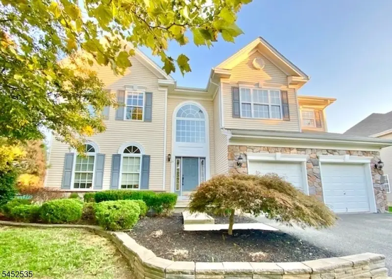 24 Skurka Ct, Sayreville, NJ 08872 - #2