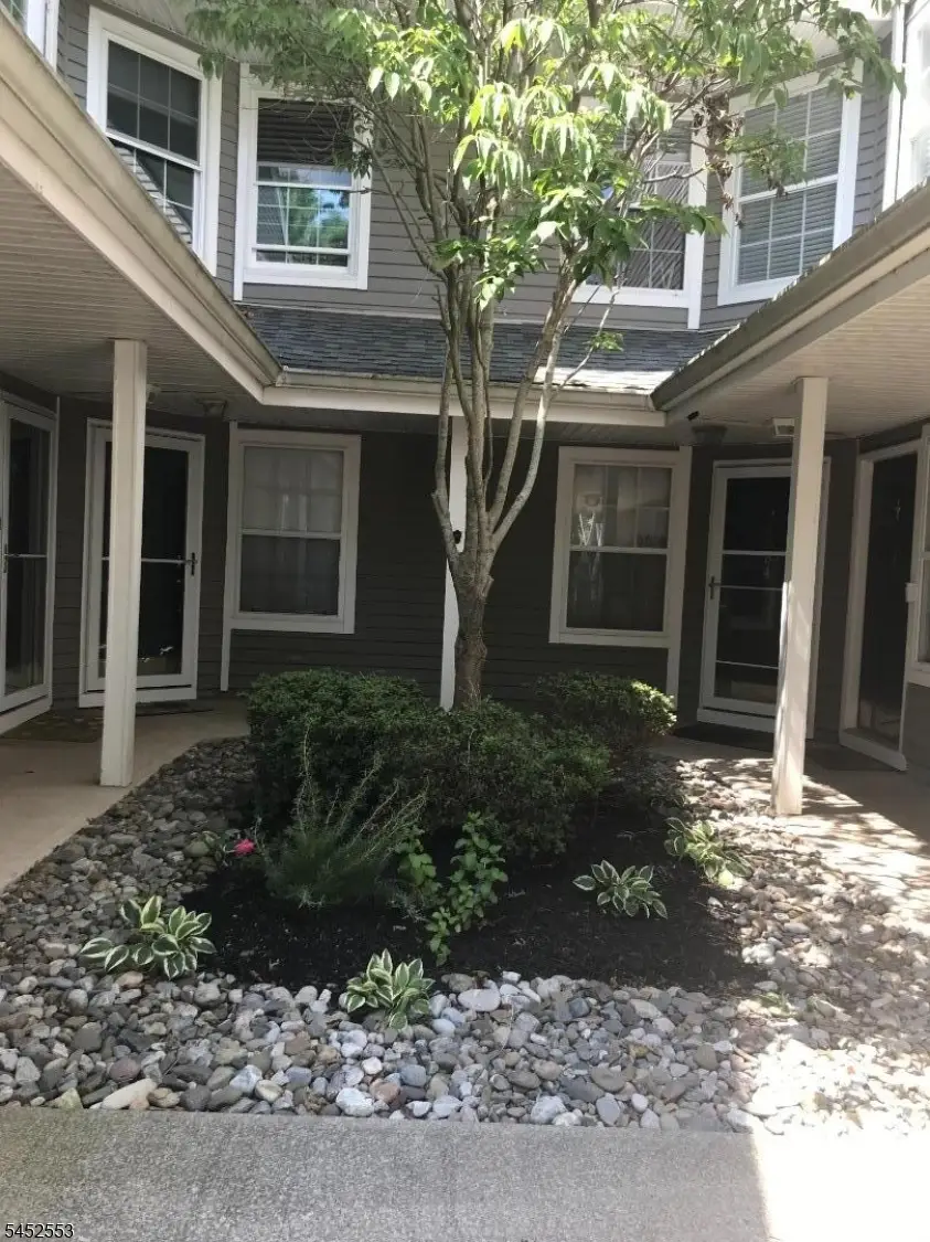 1387 York St, Mahwah, NJ 07430 - #2