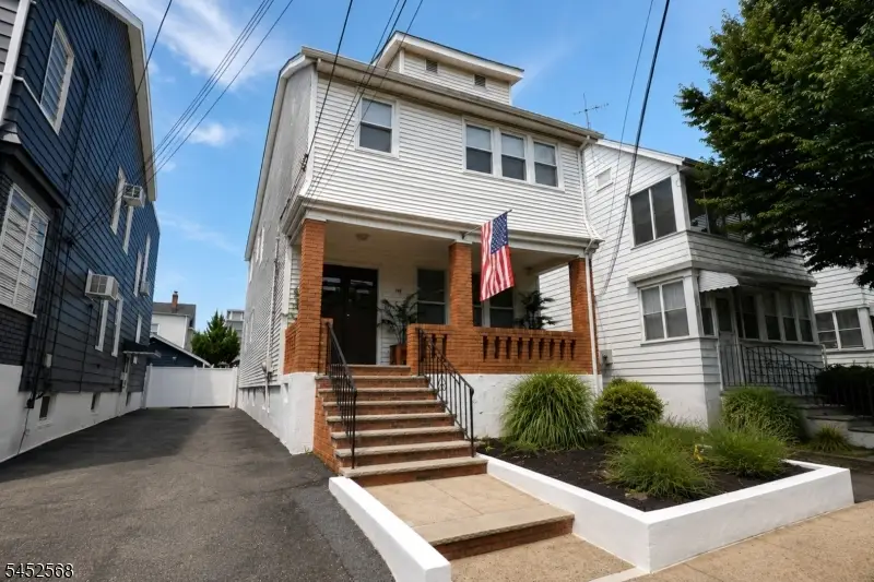 191 N 16th St, Ampere North, NJ 07003 - #1