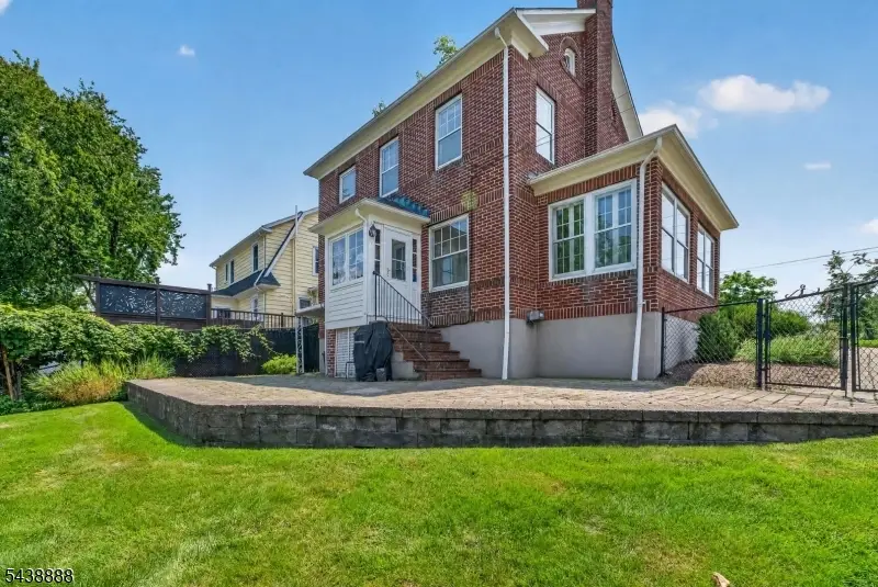 31 Frederick St, Morristown, NJ 07960 - #3