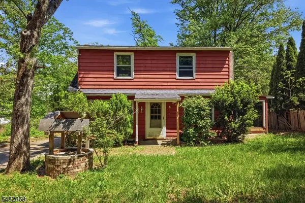 71 Center St, West Milford Twp., NJ 07480