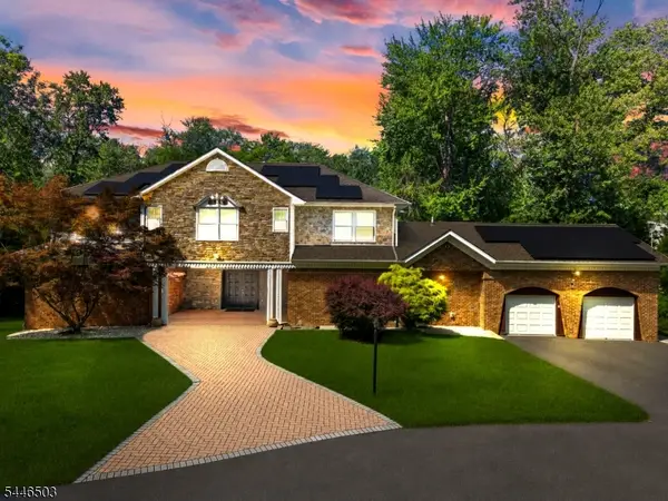 14 Waughaw Rd, Montville Twp., NJ 07045