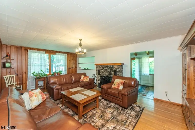 131 S Ridgedale Ave, East Hanover, NJ 07936 - #3