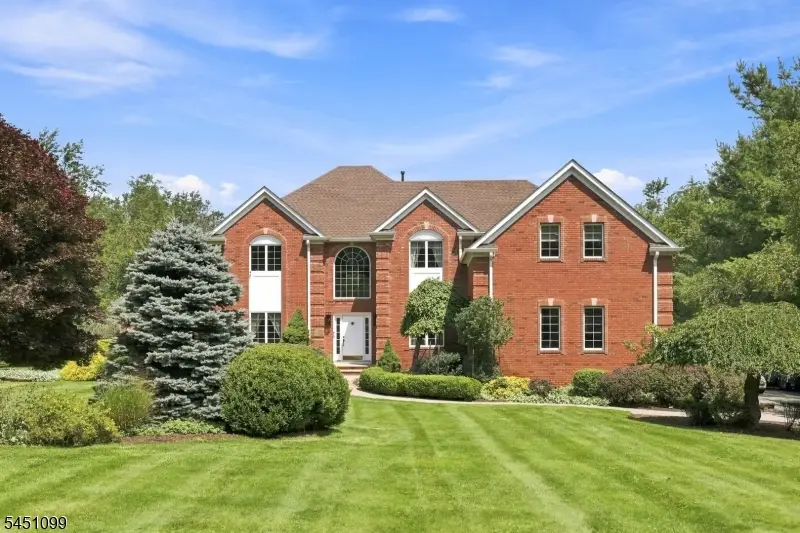 22 Ascot Dr, Washington, NJ 07853 - #2