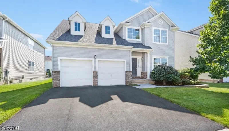 10 Willocks Cir, Franklin, NJ 08873 - #1