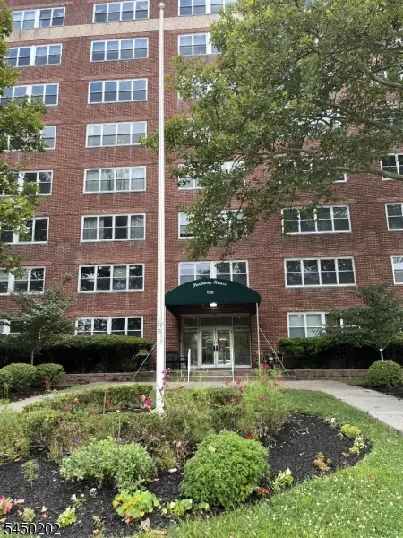 926 Bloomfield Ave #8K, Glen Ridge Boro Twp., NJ 07028