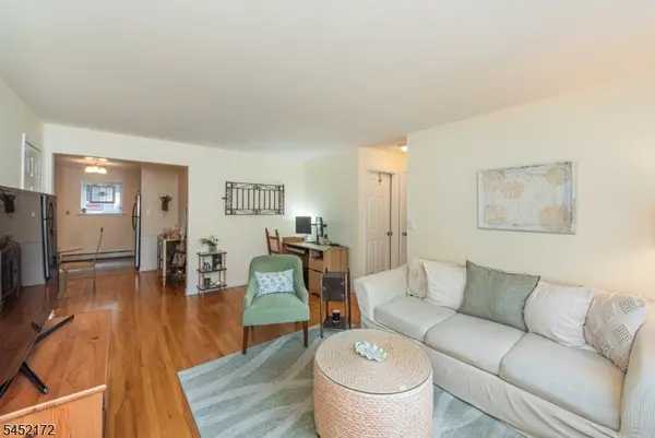 37 Espy Rd #7A, Caldwell Boro Twp., NJ 07006