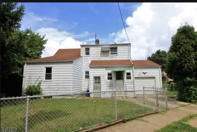 224 S 8th Ave #2, Manville, NJ 08835 - #2