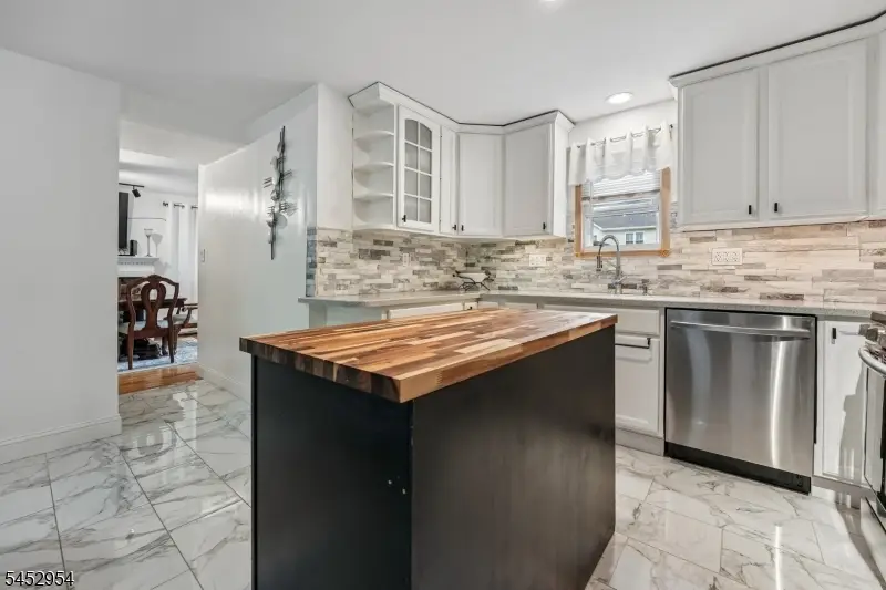 91 Redwood Ave, Wayne, NJ 07470 - #2