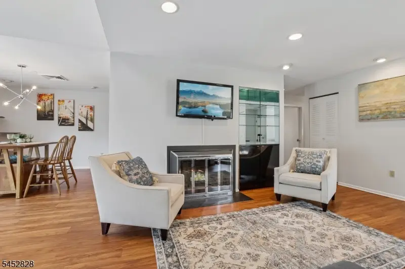 37 Cerone Ct, West Orange, NJ 07052 - #3