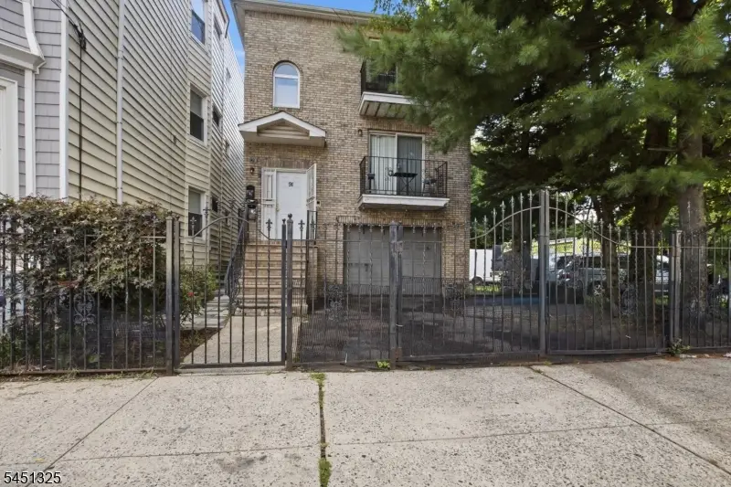 91 S 13th St #2, Newark, NJ 07107 - #3