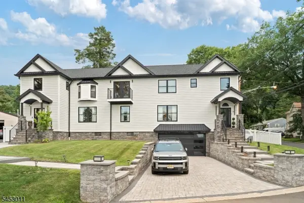 14-16 Mount Washington Dr, Clifton City, NJ 07013