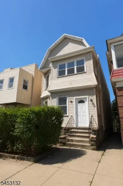 143 Pearsall Ave, Jersey City, NJ 07305 - #1
