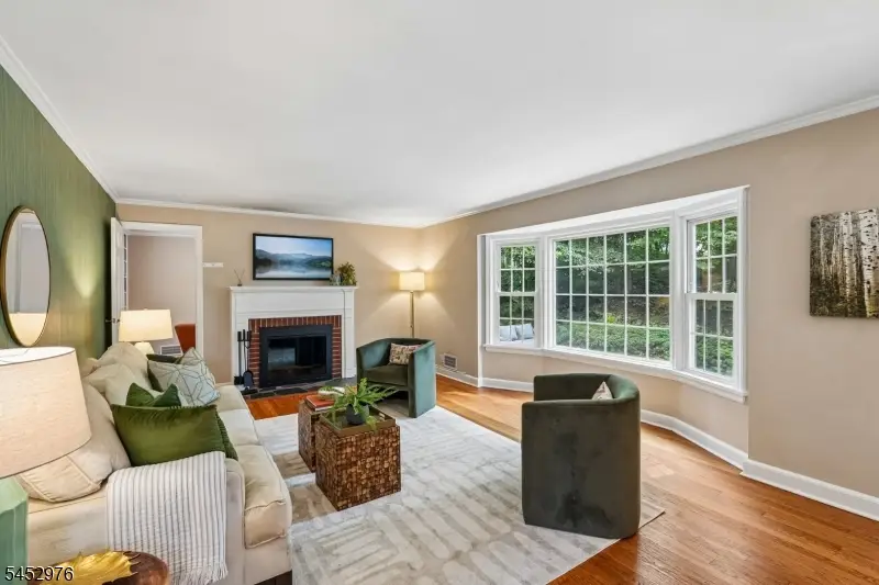 112 Fairview Av., West Orange, NJ 07052 - #3