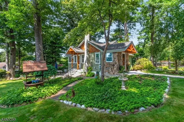 165 New Jersey Ave, Jefferson Twp., NJ 07848