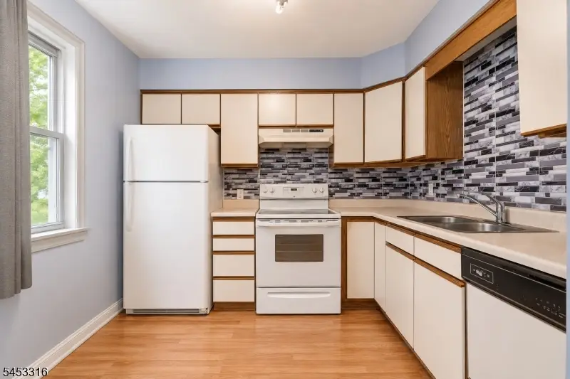265 Rosa Parks Blvd, Paterson, NJ 07501 - #2
