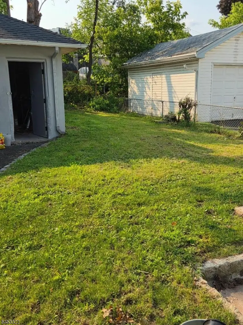 195 Kerrigan Blvd, Newark, NJ 07106 - #3