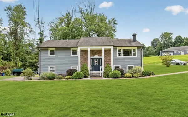 105 Jacksonville Rd, Lincoln Park Boro, NJ 07035