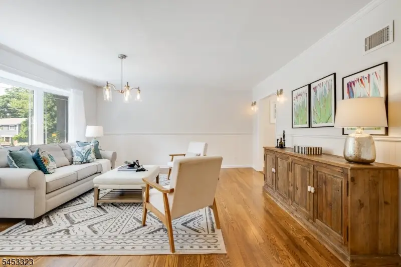 11 Claremont Ave, Livingston, NJ 07039 - #2