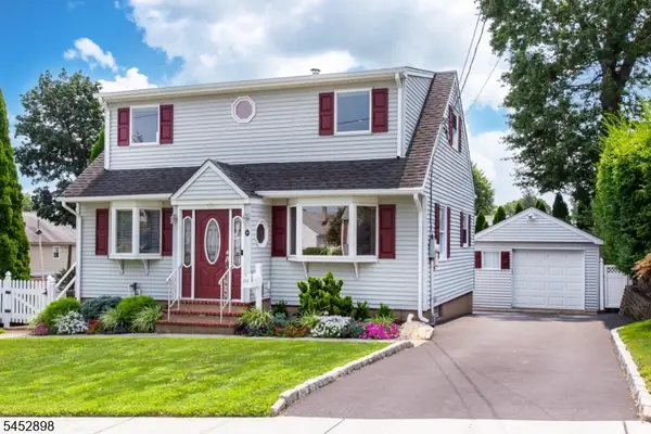9 Clairmont Rd, Clifton City, NJ 07012