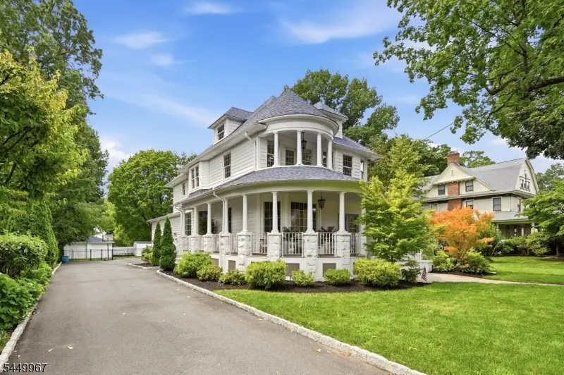 189 Highfield Lane, Nutley, NJ 07110 - #3
