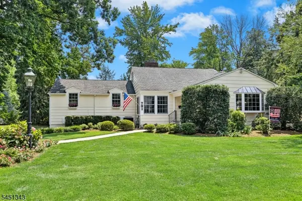 791 Knollwood Ter, Westfield Town, NJ 07090