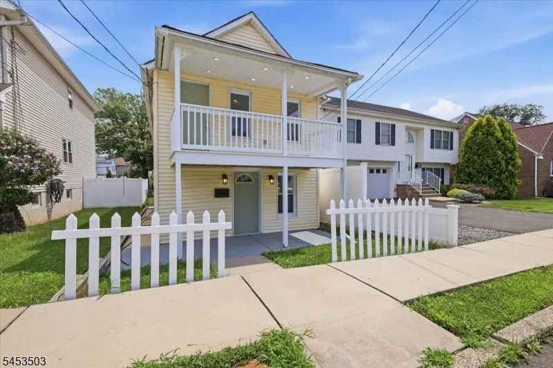 211 S 8th Ave, Manville, NJ 08835 - #1