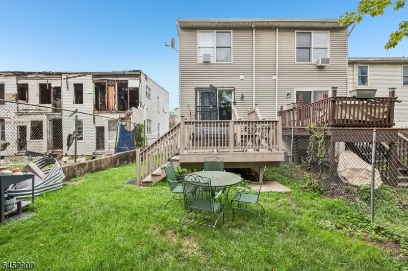 22 Hecker St #22, Newark, NJ 07103 - #3