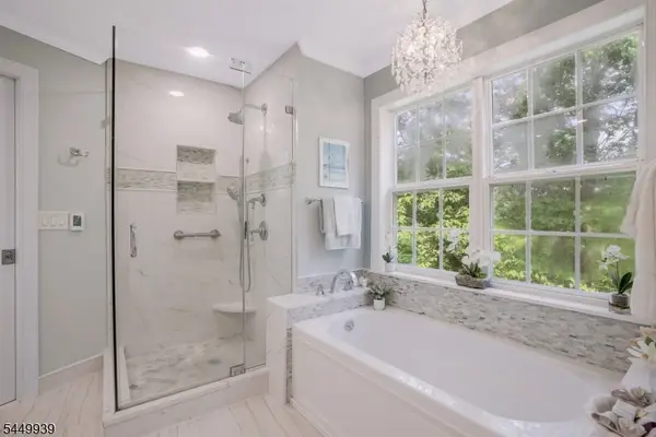 1308 Grandview Ct, Hanover Twp., NJ 07981